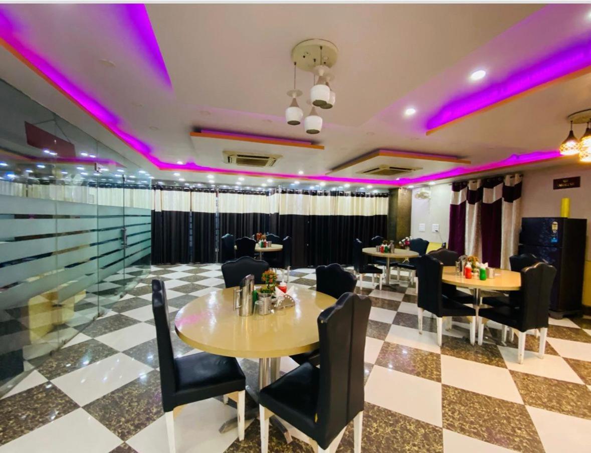 Hotel Basant Vihar International Gaya Exterior foto