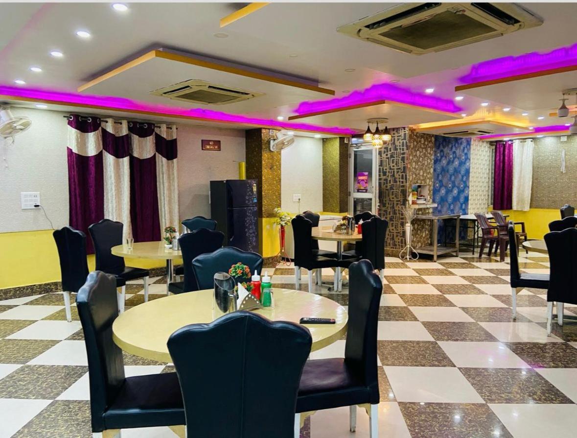 Hotel Basant Vihar International Gaya Exterior foto